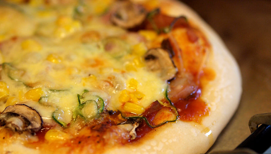ホームベーカリーでピザ生地は美味しくできる？パナソニックのHBでやってみた。